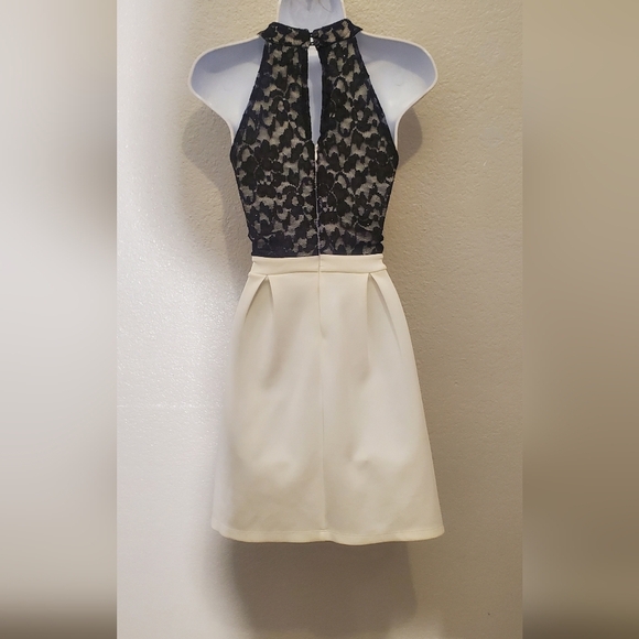 💚5/$25 Sweet Storm Black Lace Halter Top Dress With Pleated Skirt Size Medium - Picture 7 of 9
